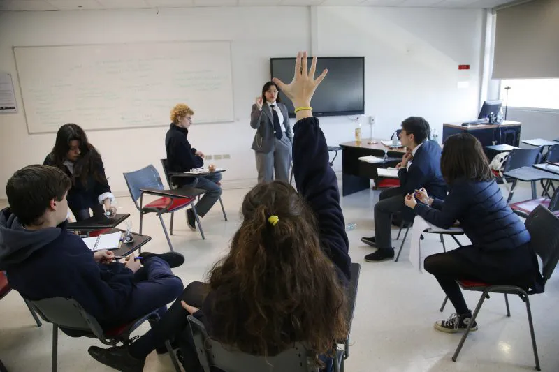 English Debate Tournament UNAB