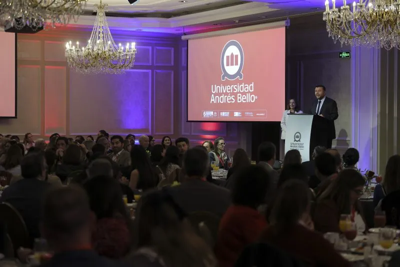 LANZAMIENTO DE SERVICIOS VOCACIONALES Y ACADÉMICOS UNAB