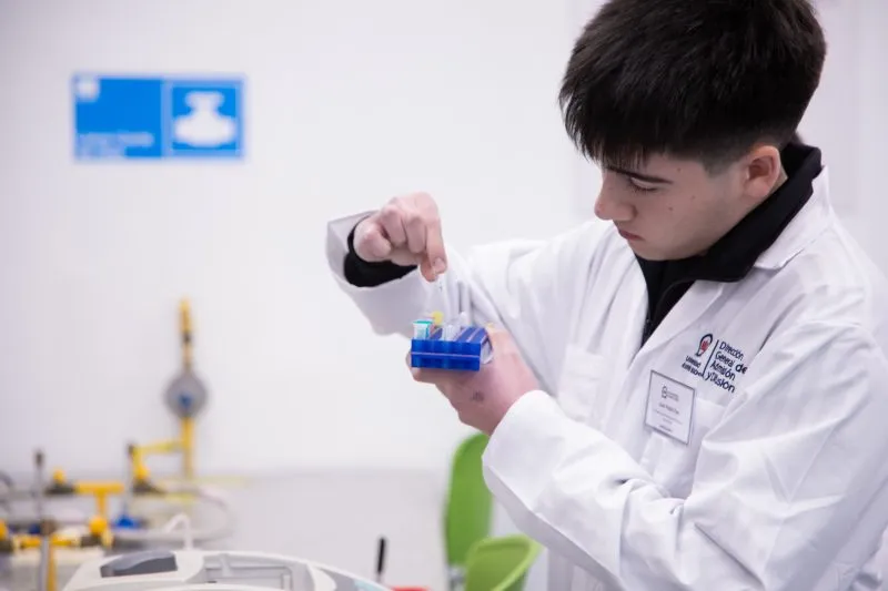 6º Interescolar de Detectives Moleculares - Ingeniería en Biotecnología