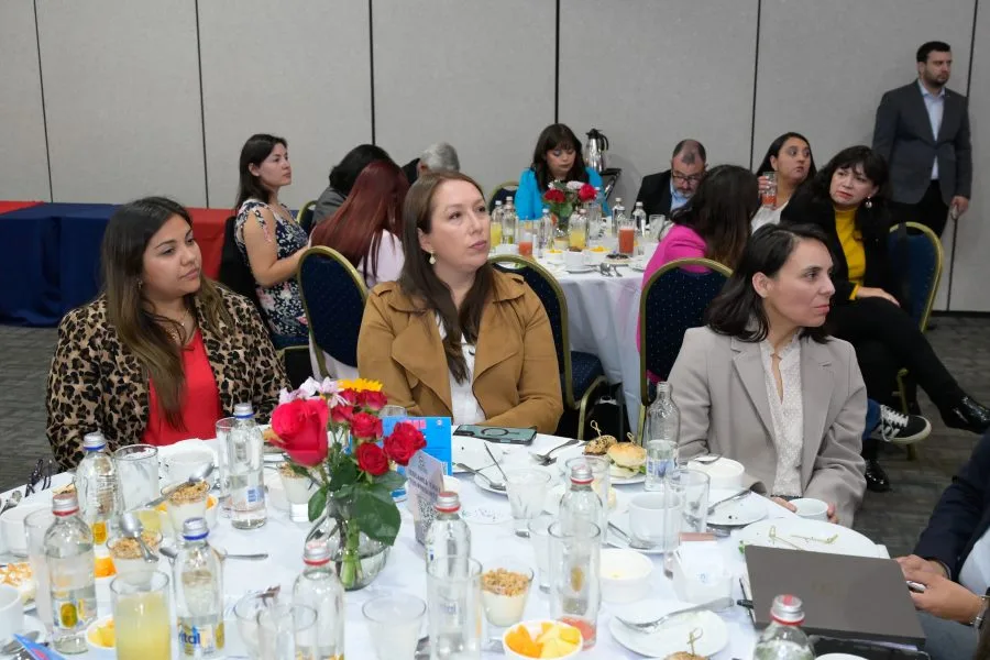CONCE-Lanzamiento-de-servicios-academicos-y-vocacionales-5205-900×600