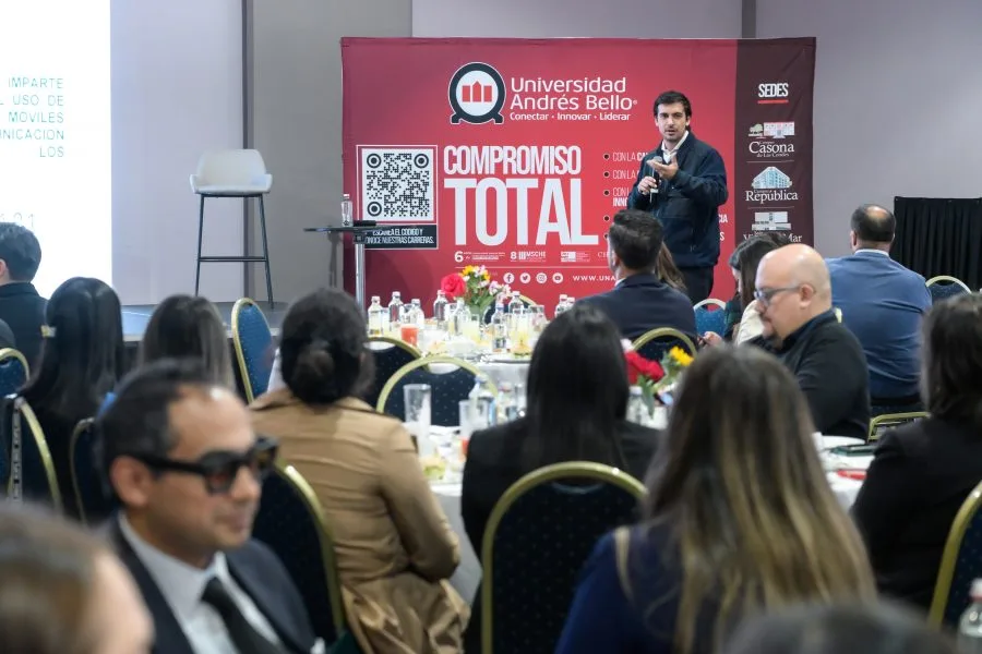 CONCE-Lanzamiento-de-servicios-academicos-y-vocacionales-5234-900×600