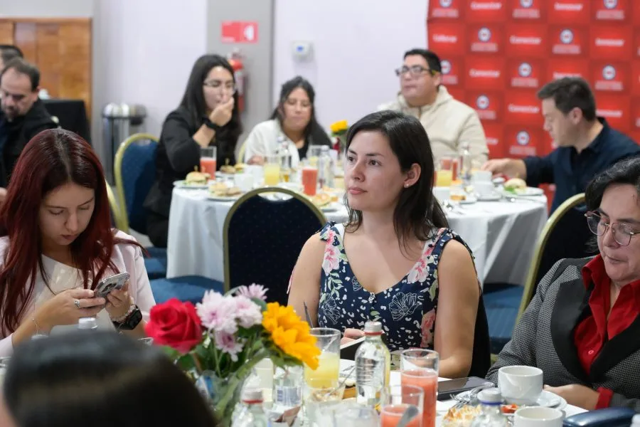 CONCE-Lanzamiento-de-servicios-academicos-y-vocacionales-5243-900×600
