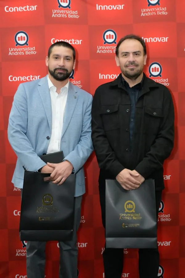 CONCE-Lanzamiento-de-servicios-academicos-y-vocacionales-5050-600×900