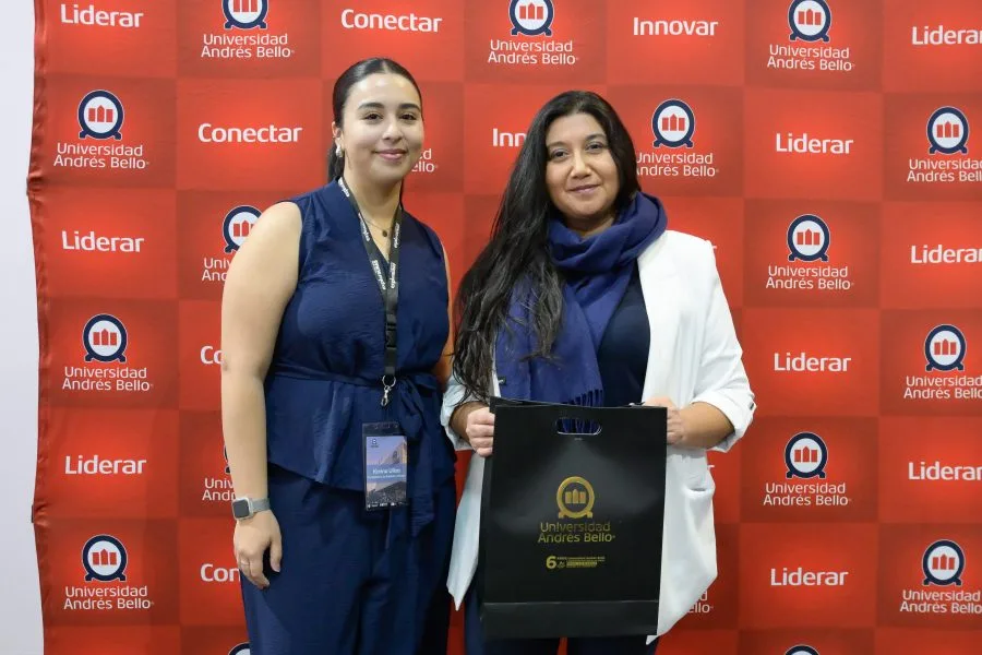 CONCE-Lanzamiento-de-servicios-academicos-y-vocacionales-4880-900×600