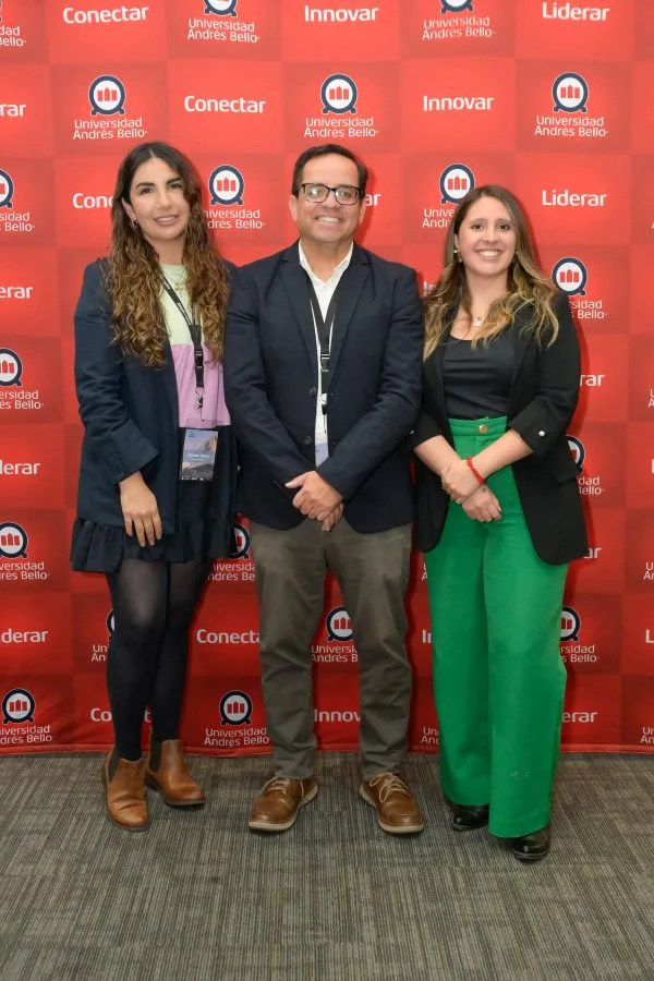 CONCE-Lanzamiento-de-servicios-academicos-y-vocacionales-4898-600×900