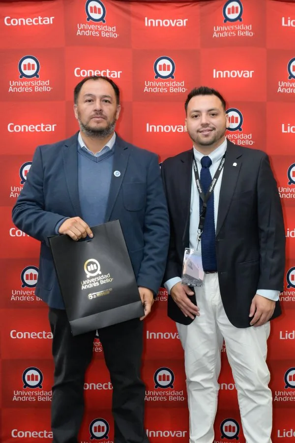 CONCE-Lanzamiento-de-servicios-academicos-y-vocacionales-4940-600×900