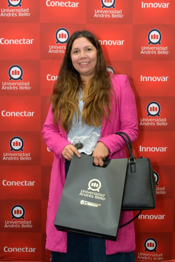 CONCE-Lanzamiento-de-servicios-academicos-y-vocacionales-4944-600×900