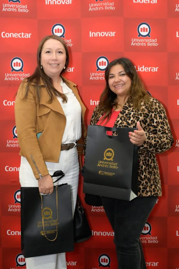 CONCE-Lanzamiento-de-servicios-academicos-y-vocacionales-4971-600×900
