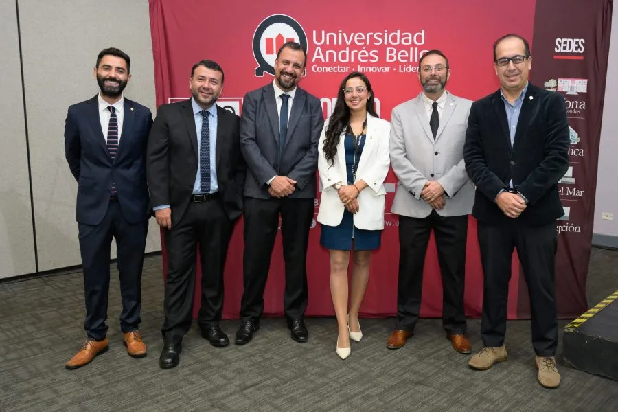 CONCE-Lanzamiento-de-servicios-academicos-y-vocacionales-4996-900×600