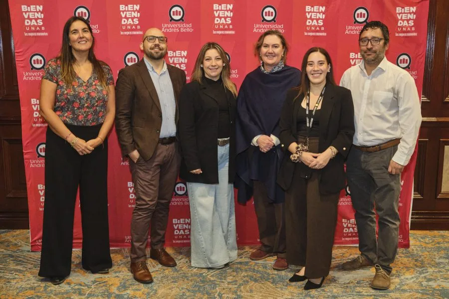 Lanzamiento_de_servicios_academicos_y_vocacionales_10_de-abril_431-900×600