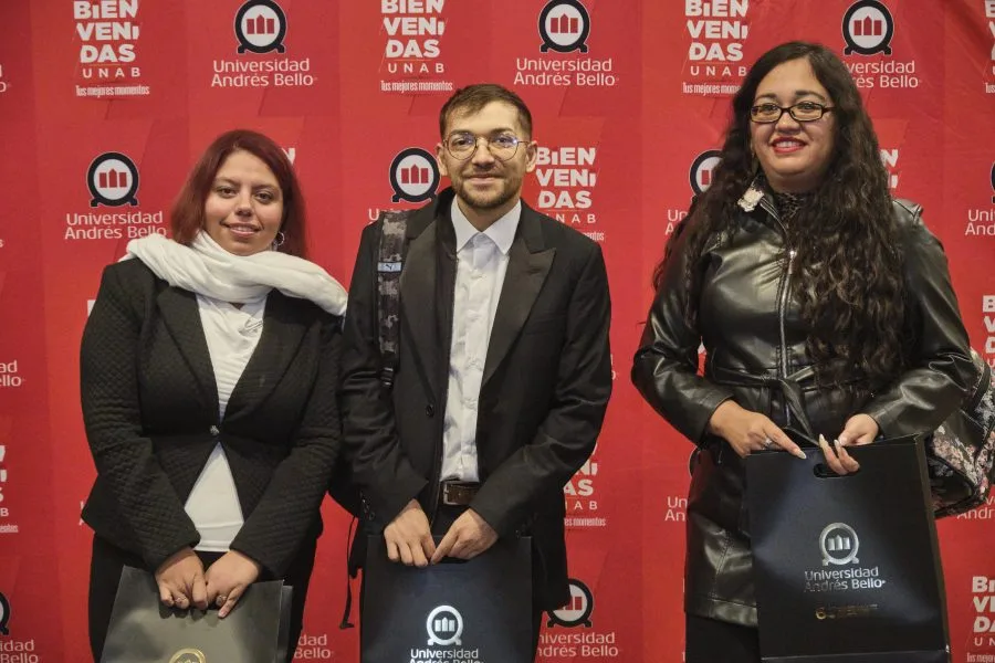 Lanzamiento_de_servicios_academicos_y_vocacionales_10_de-abril_406-900×600