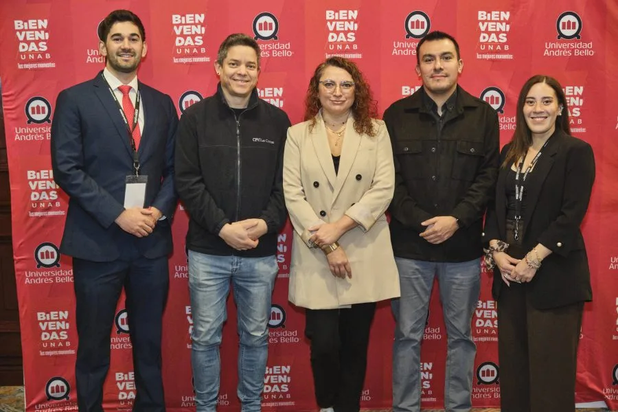 Lanzamiento_de_servicios_academicos_y_vocacionales_10_de-abril_411-900×600