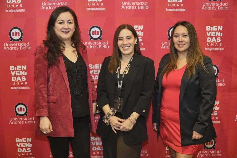 Lanzamiento_de_servicios_academicos_y_vocacionales_10_de-abril_415-900×600