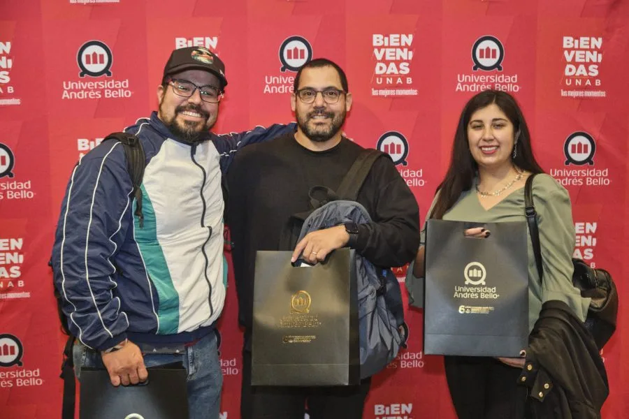 Lanzamiento_de_servicios_academicos_y_vocacionales_10_de-abril_423-900×600