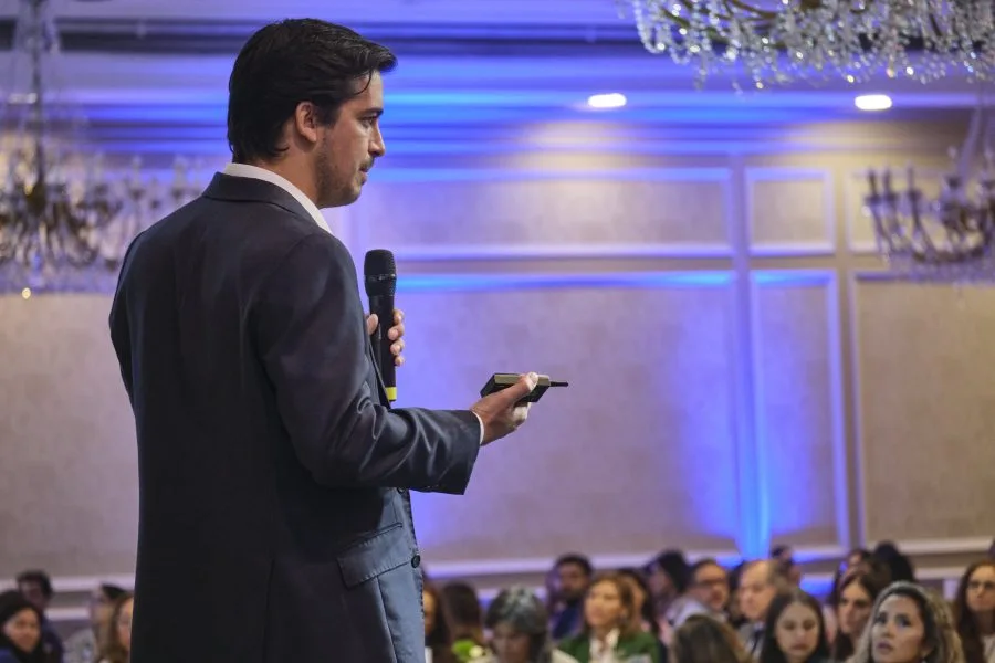 Lanzamiento_de_servicios_academicos_y_vocacionales_10_de-abril_465-900×600