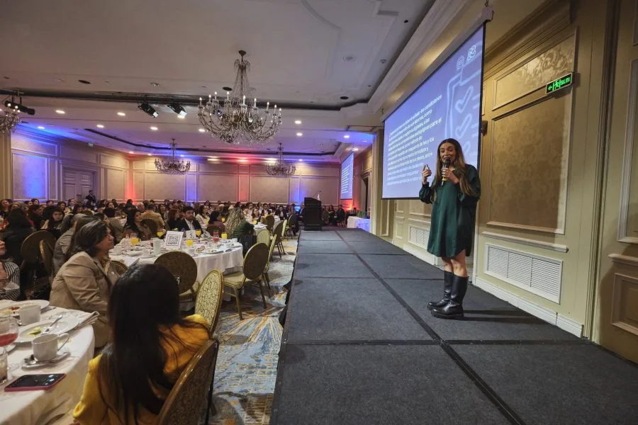 Lanzamiento_de_servicios_academicos_y_vocacionales_10_de-abril_478-900×600