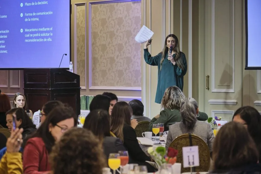 Lanzamiento_de_servicios_academicos_y_vocacionales_10_de-abril_470-900×600