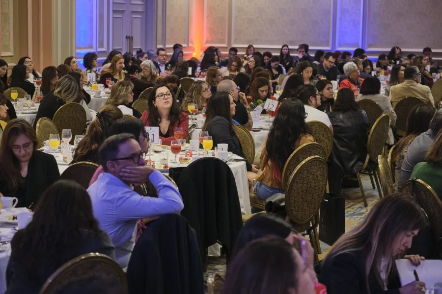 Lanzamiento_de_servicios_academicos_y_vocacionales_10_de-abril_475-900×600